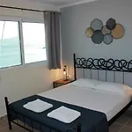 Budget Studio 1 - Sea View - Renovated February 2021